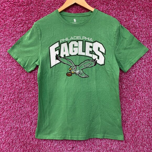 NFL Junk Food Philadelphia Eagles Tshirt SIZE Small - Picture 1 of 4